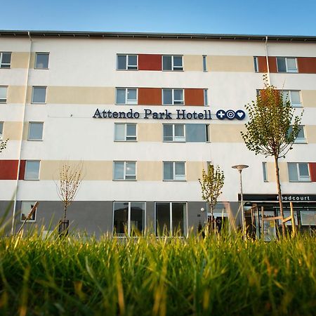 Attendo Park Hotell Huddinge Eksteriør billede