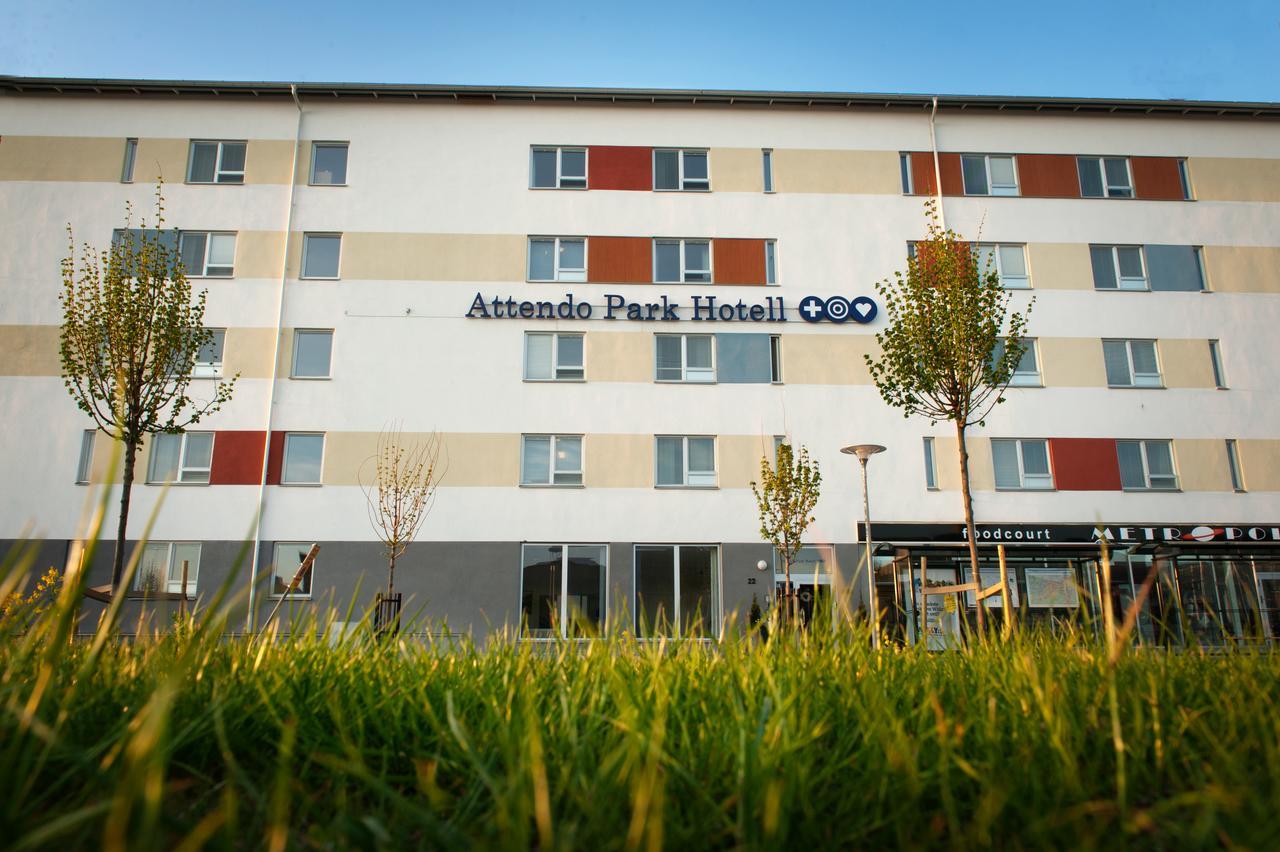 Attendo Park Hotell Huddinge Eksteriør billede