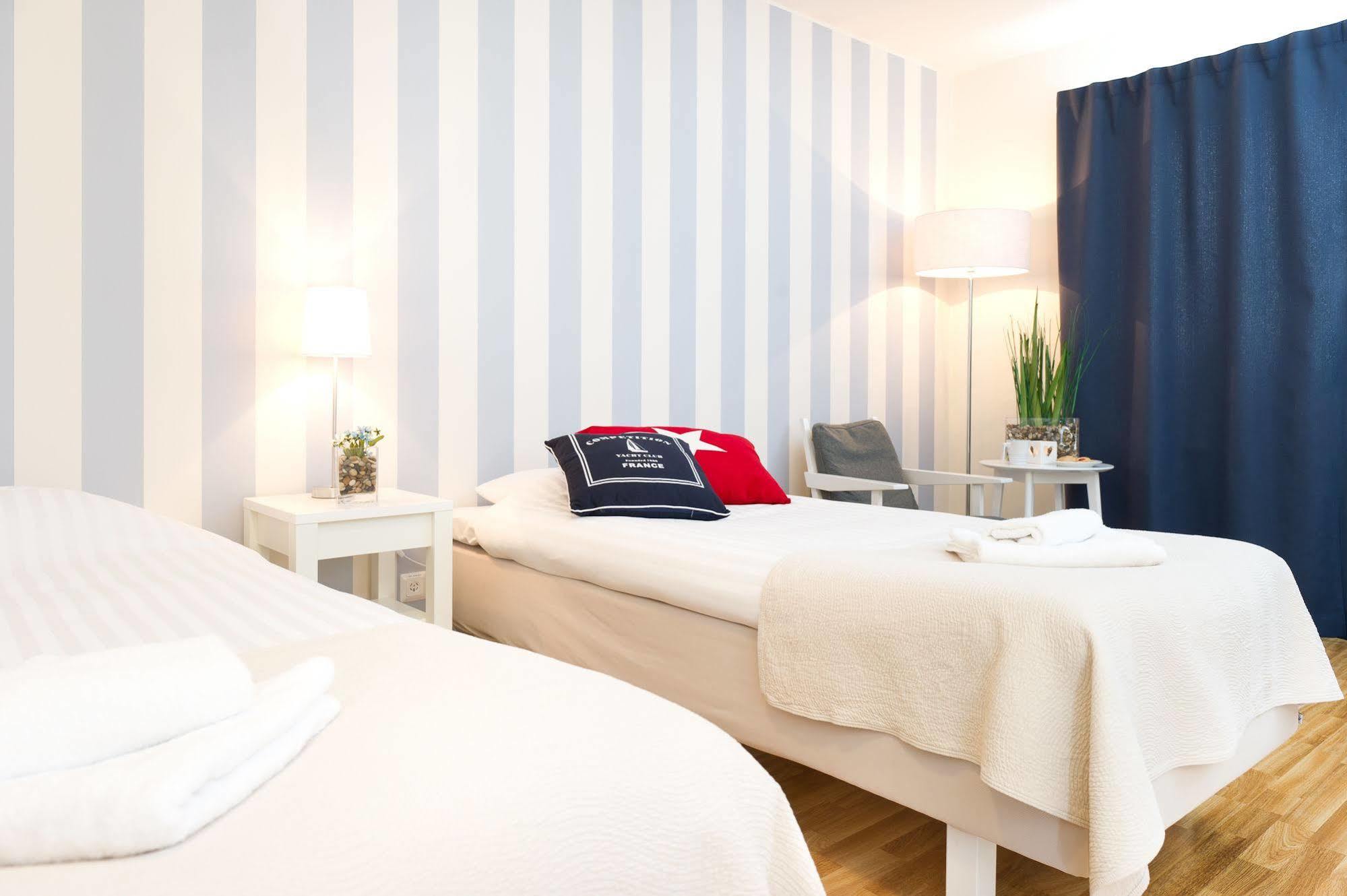 Attendo Park Hotell Huddinge Eksteriør billede